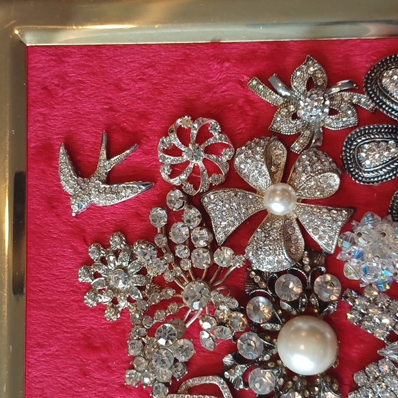 Floral Picture Art Gold Tone Frame With Red Minky Background - Picture 5 of 6